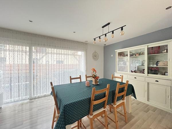 Appartement - 6 pièces - 140 m²