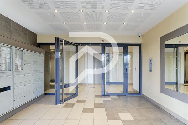 Appartement 4 pièces 83.71 m2