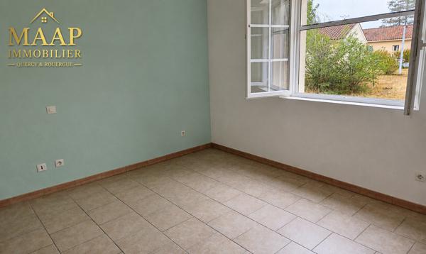 RARE à Limogne-en-Quercy – Maison plain-pied 81 m² + garage – 2 400 m² 168 000 €