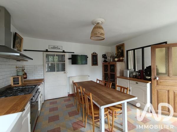 Maison à vendre 5 pièces 156 m² Saint-Sauveur-Villages