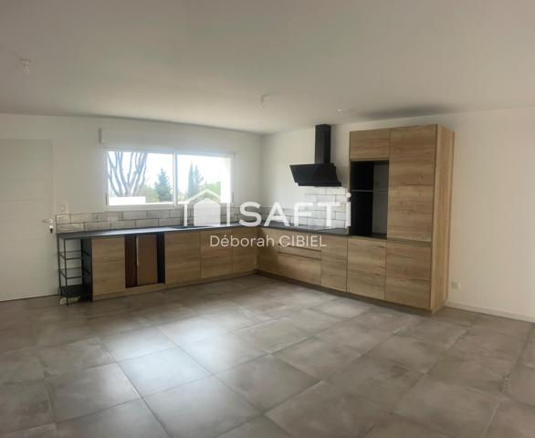 Maison trois chambres et terrasse