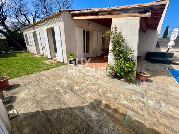 Bouc Bel Air, Maison 5 pièces de 114 m2 habitables sur terrain de 452 m2 avec piscine