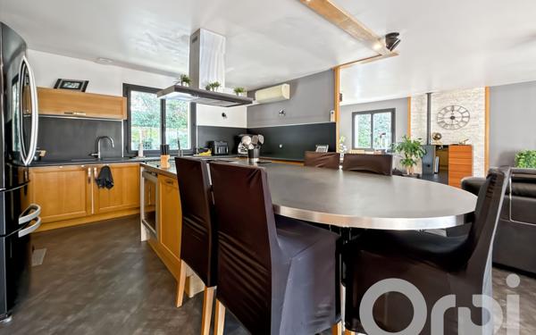 Maison à vendre    6 pièces •  Bollène