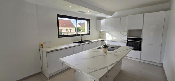 Maison Troyes 6 pièce(s) 154.79 m2