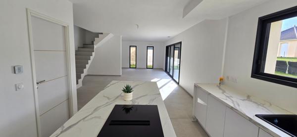 Maison Troyes 6 pièce(s) 154.79 m2