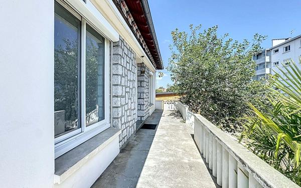 Appartement à vendre    9 pièces •  Saint-Gaudens