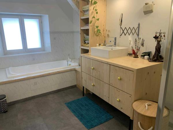 Appartement T3 avec grande terrasse - VEYNES