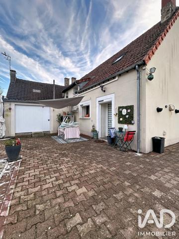 Maison à vendre 5 pièces 111 m² Bourges