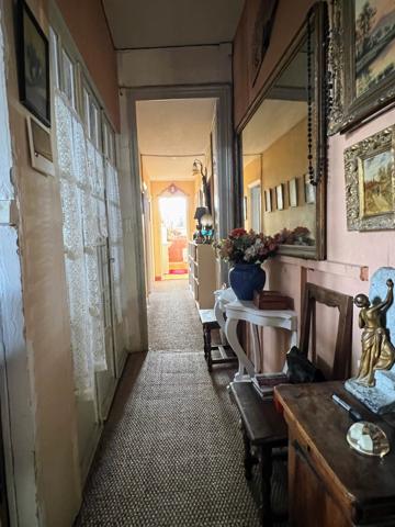 Carcassonne (11000) LEZIGNAN CORBIERES - IMMEUBLE = MAISON D'HABITATION AVEC 3 LOCAUX COMMERCIAUX EN RDC