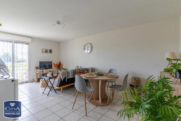 Appartement à louer 2 pièces 47.06m²