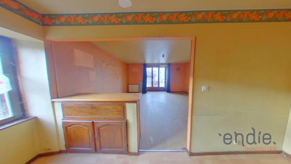 Maison de 4 pièces (94 m²) à vendre à ARC LES GRAY