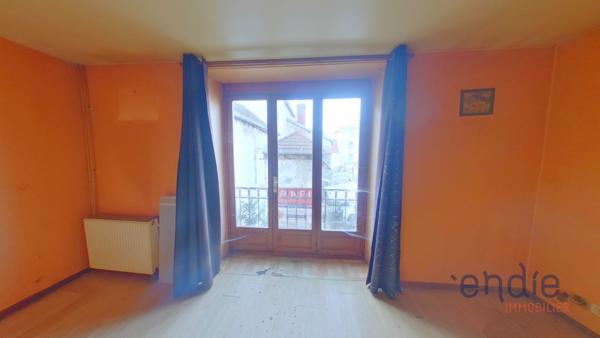 Maison de 4 pièces (94 m²) à vendre à ARC LES GRAY