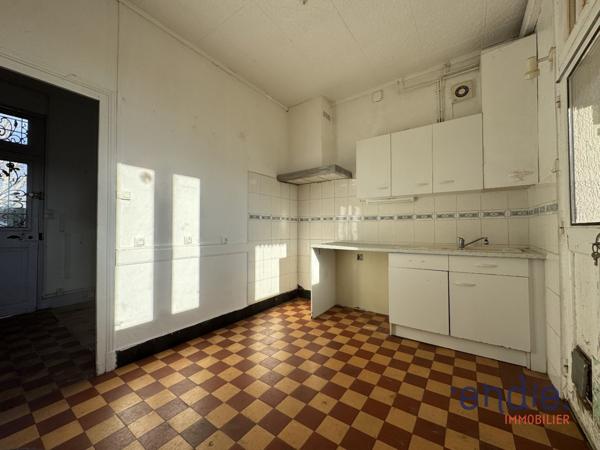 VENTE : maison T4 (62 m²) à DOMPIERRE SUR BESBRE