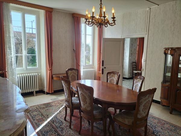 Maison 10 pièces Tonnay-Charente