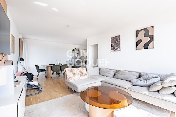 APPARTEMENT À LOUER DE 4 PIÈCES DE 80,00 M²
