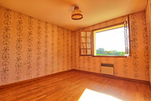 Maison Familiale à Vendre à Tavaux Village – Immobilier de Qualité