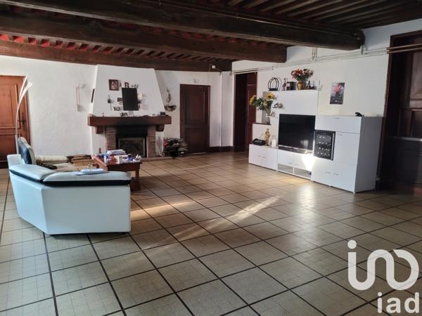 Maison à vendre 14 pièces 418 m² Issy-l'Évêque