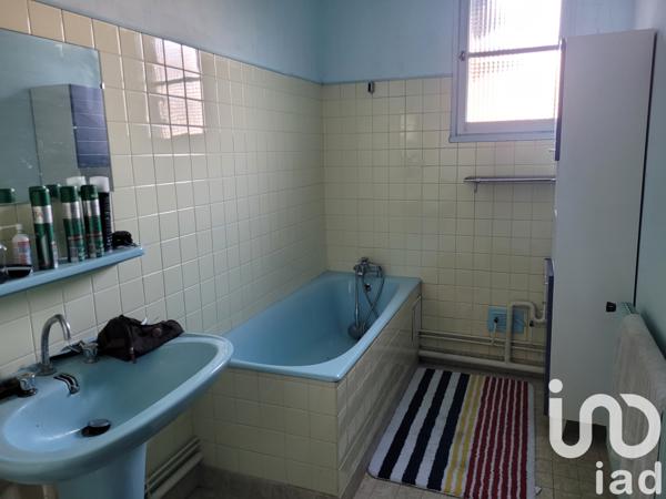 Maison à vendre 14 pièces 418 m² Issy-l'Évêque