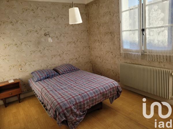 Maison à vendre 14 pièces 418 m² Issy-l'Évêque