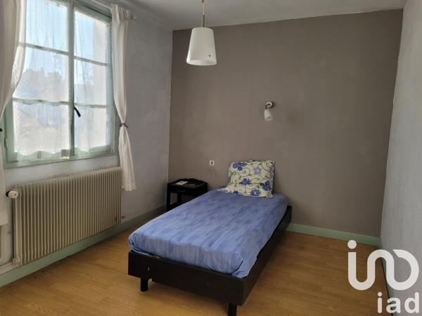 Maison à vendre 14 pièces 418 m² Issy-l'Évêque