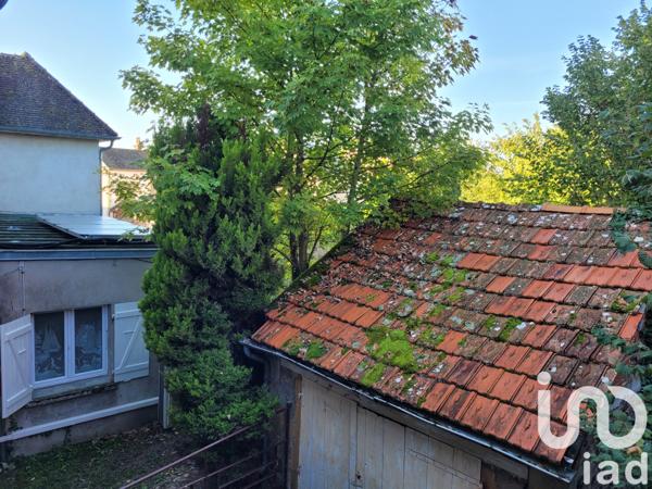 Maison à vendre 14 pièces 418 m² Issy-l'Évêque