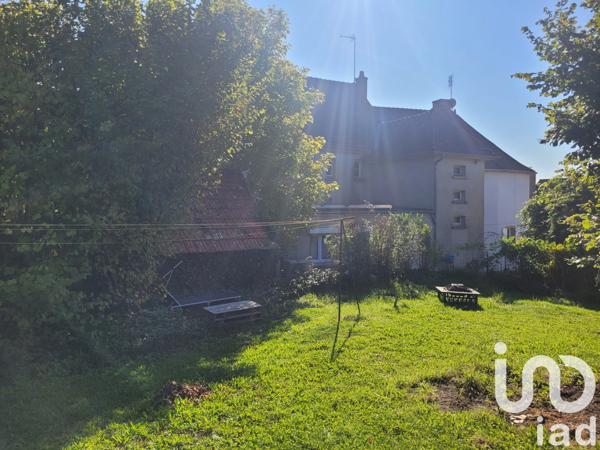 Maison à vendre 14 pièces 418 m² Issy-l'Évêque