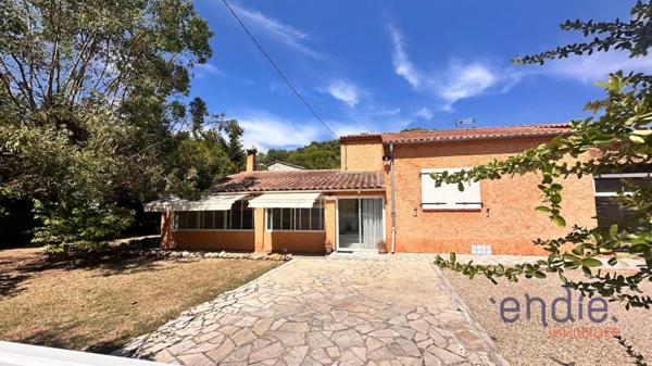 LORGUES, villa de 140m2, 3 chambres, Piscine