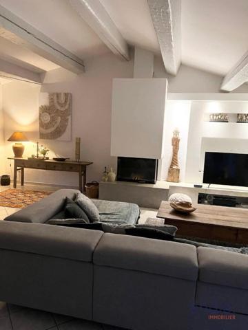 LORGUES, villa de 140m2, 3 chambres, Piscine