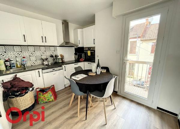Appartement à vendre    3 pièces •  Montluçon