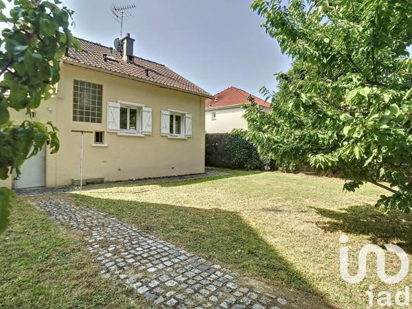 Maison 4 pièces de 100 m² à Ozoir-la-Ferrière (77330)