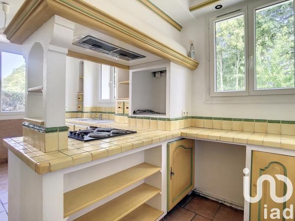 Maison 4 pièces de 100 m² à Ozoir-la-Ferrière (77330)