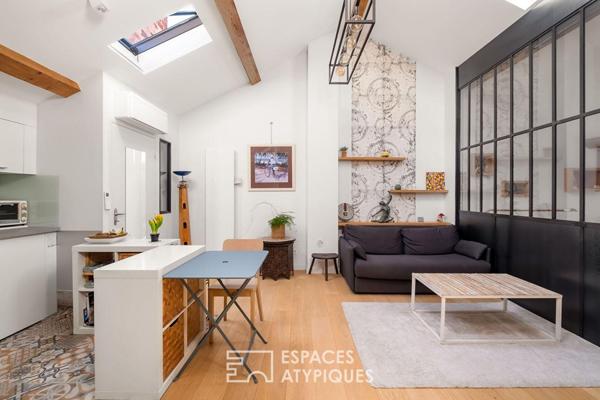 Appartement rénové en dernier étage avec ascenseur dans un immeuble cossu