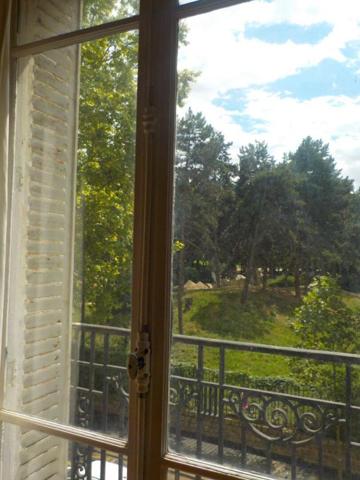 Bel appartement ancien de 3/4 pièces sur le parc Georges-Brassens