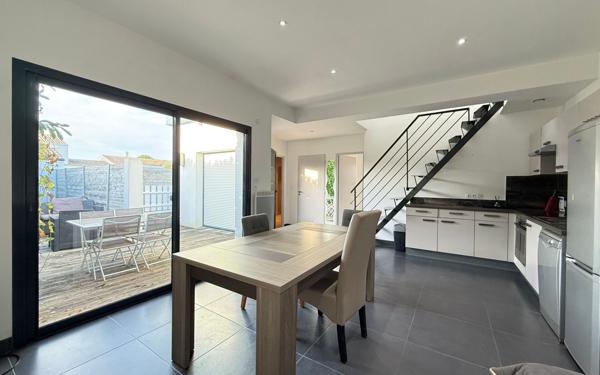 Maison à vendre    3 pièces •  Saint-Sulpice-de-Royan