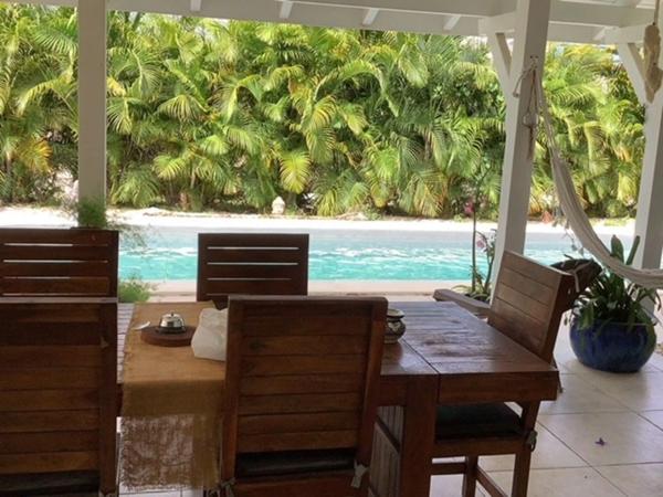 Charmante maison récente avec piscine sur 1100 m² de terrain