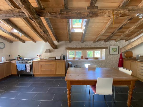 Montaigu-de-Quercy (82150) MONTAIGU DE QUERCY. Ensemble en pierre avec piscine, 13 hectares, jolie vues Tarn et Garonne