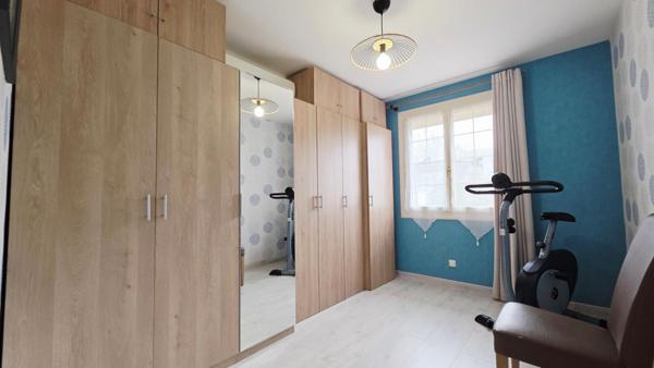 BOURGES MAISON 8 PIECES 7 CHAMBRES PISCINE GARAGE