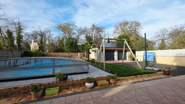 BOURGES MAISON 8 PIECES 7 CHAMBRES PISCINE GARAGE