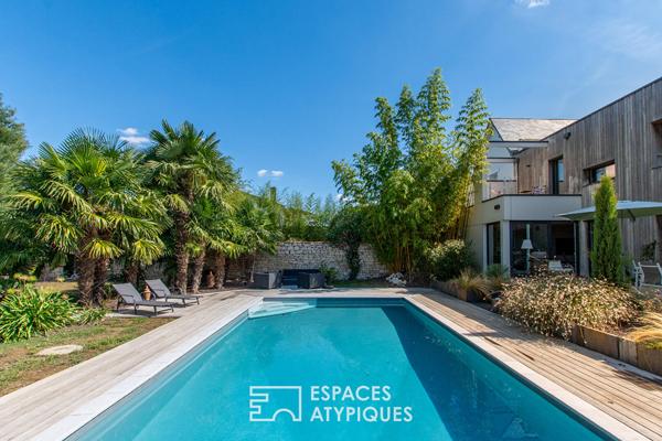 L’exception : belle maison bourgeoise et son extension contemporaine en coeur de ville