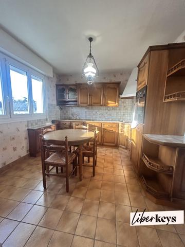 Maison familiale traditionnelle - 6 pièces - Lanester -