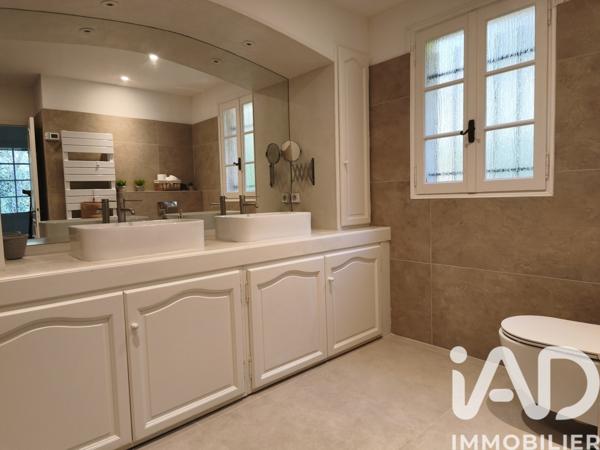 Maison à vendre 5 pièces 220 m² Cabris