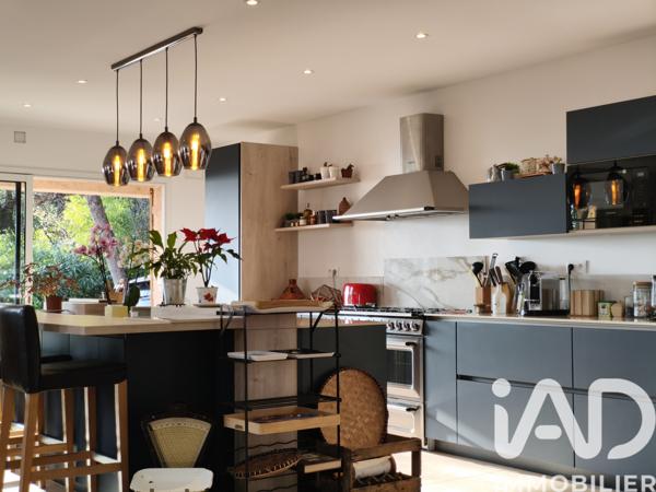 Maison à vendre 5 pièces 220 m² Cabris