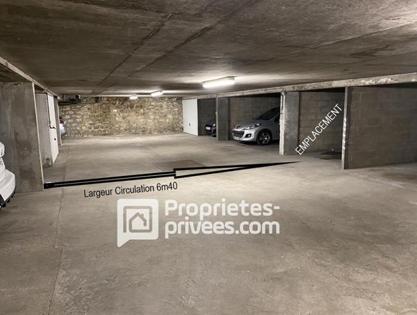 Neuilly sur Seine Vente place de parking boxable  12m2