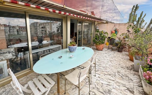 Appartement à vendre    3 pièces • 67,90 m2 Antibes