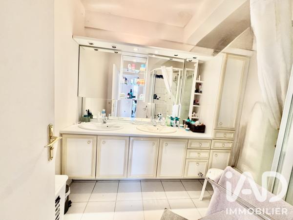 Appartement à vendre 4 pièces 93 m² Épernay