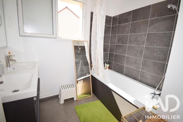 Maison à vendre 5 pièces 101 m² Guignes
