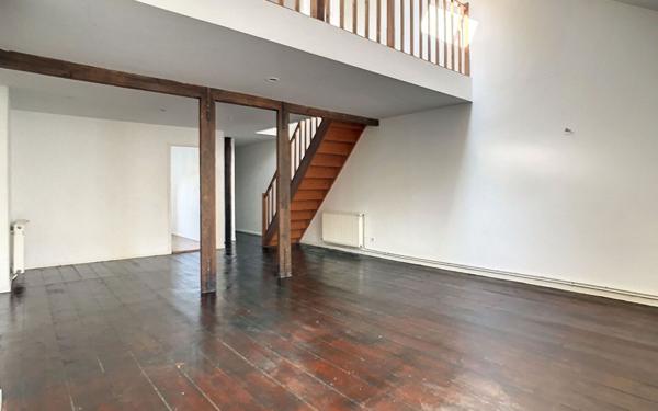 Appartement à louer    4 pièces •  Lille