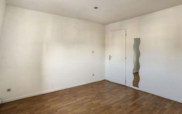 Appartement à louer    4 pièces •  Lille