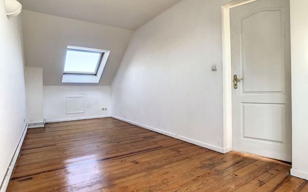 Appartement à louer    4 pièces •  Lille