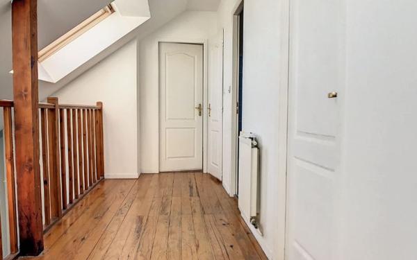 Appartement à louer    4 pièces •  Lille